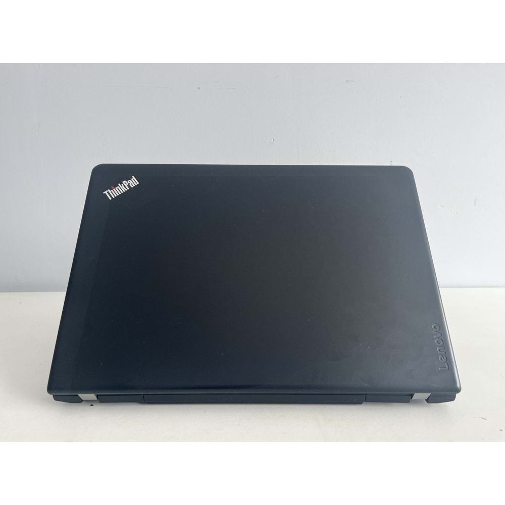 Lenovo ThinkPad E570 İntel İ5 7200u Turbo:3.10ghz 8gb DDR4 Ram 256GB SSD 15.6