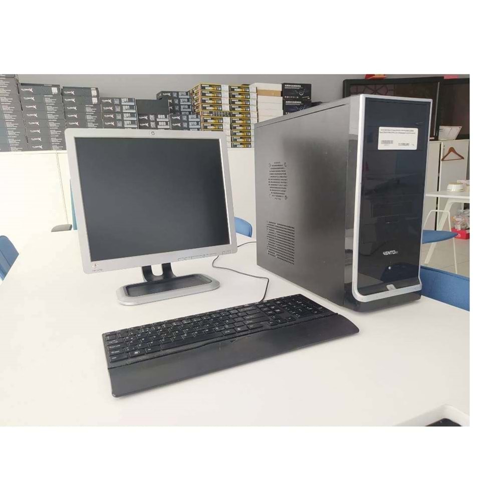 VENTO AK CORE 2 QUAD Q9450 4Gb Ram 250Gb HDD 17