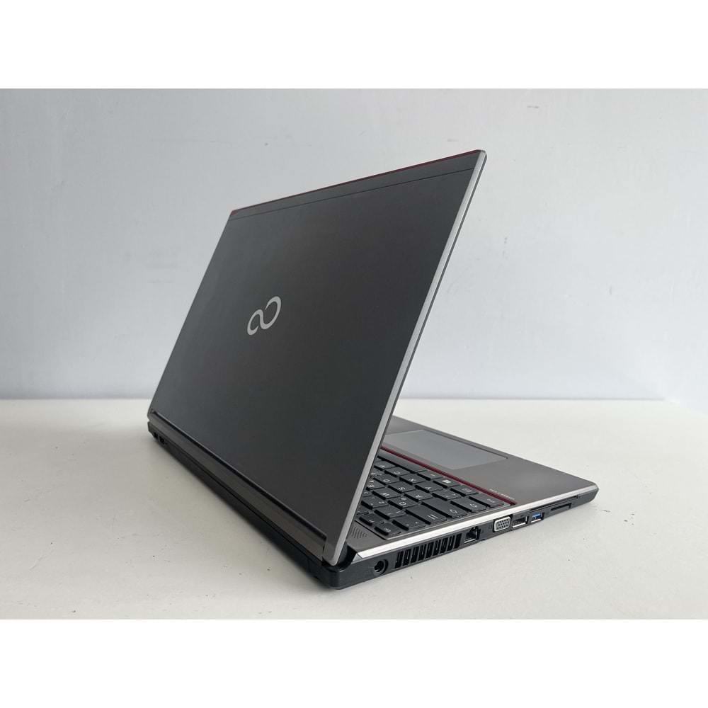 Fujitsu Lifebook E756 İntel İ5 6200u Turbo:2.80ghz 8gb Ddr4 256gb 256GB 2.5 SSD 15.6