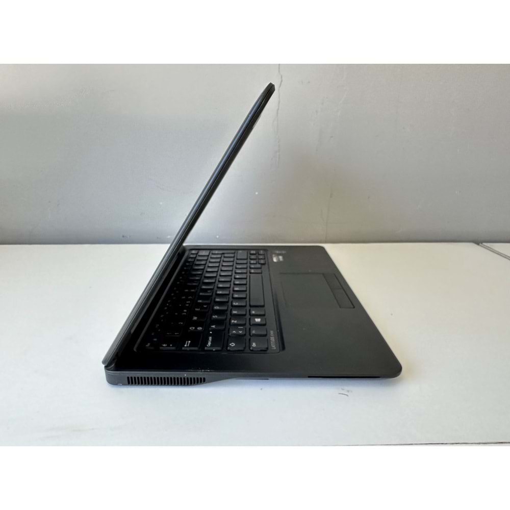 Dell Latitude E7450 İ7-5600U 2.60 Ghz 8Gb Ram-ddr3 120Gb SSD 14 Ekran 2.El Laptop 2 Ay Garantili