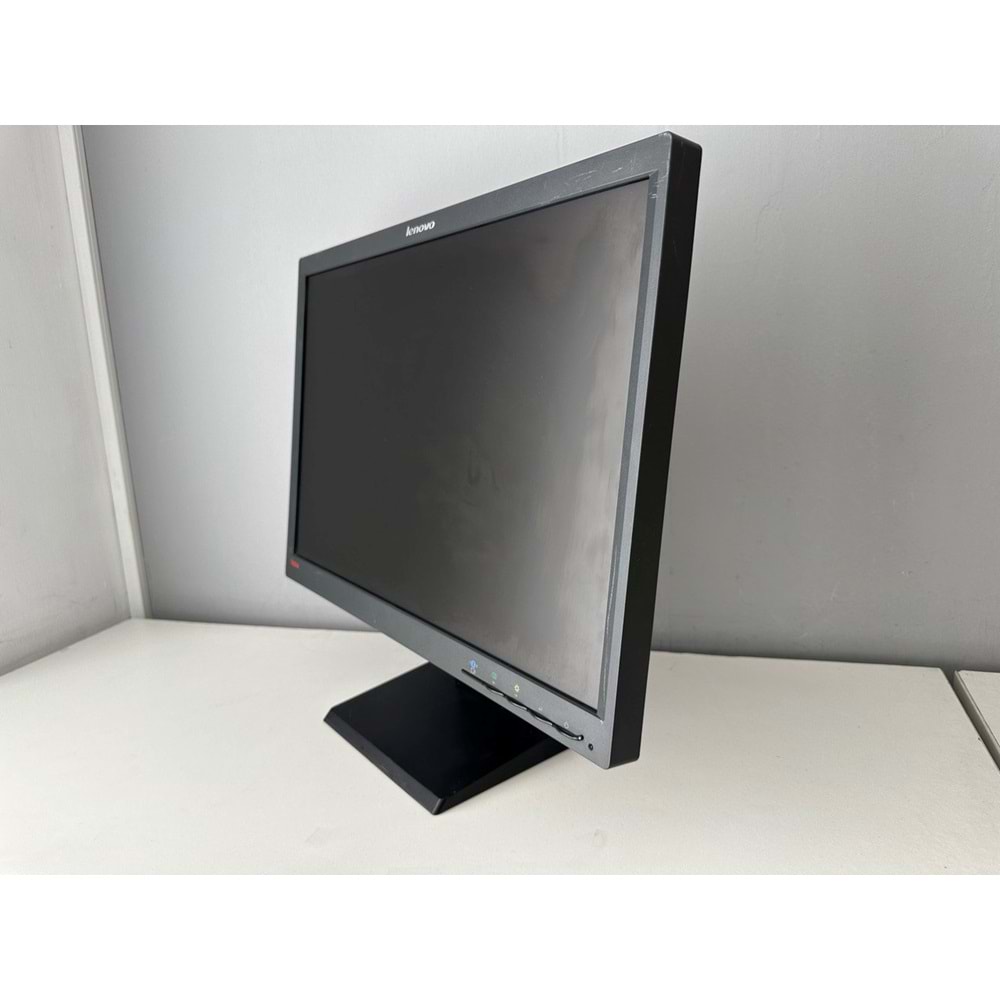 Lenovo L2250p 22