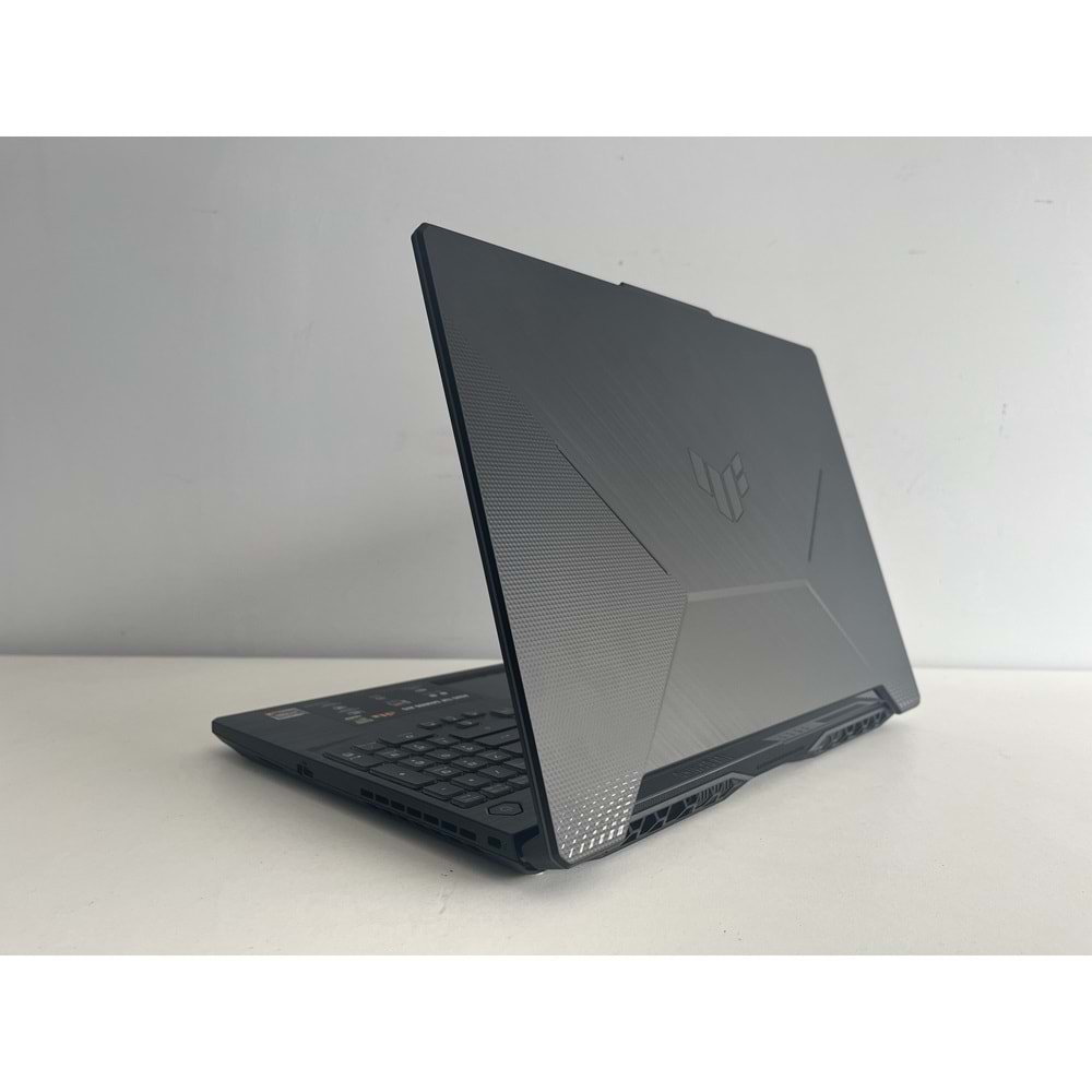 Asus Tuf Gaming A15 7.Nesil Ryzen 7 7445HS 16gb DDR5 Ram RTX3050 DDR6 Ekran Kartı 512gb NVME SSD 15.6