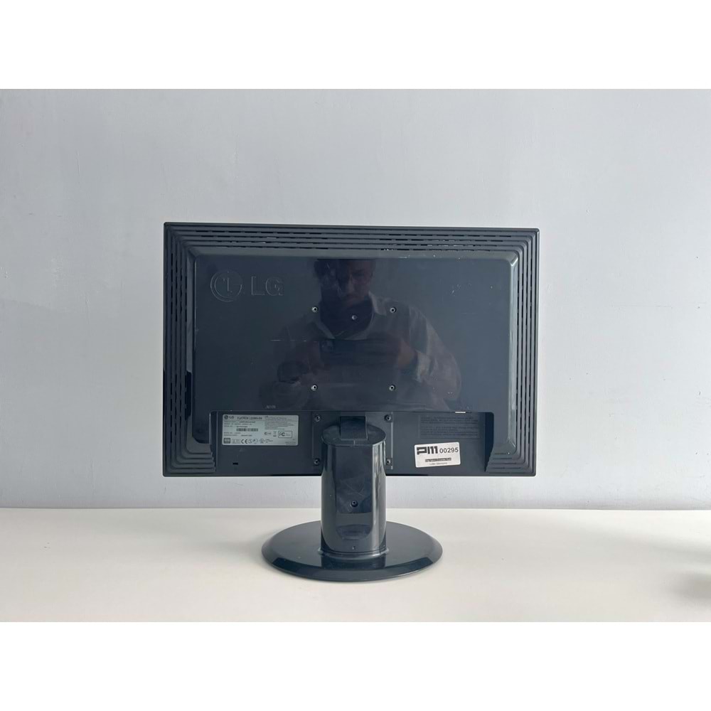 LG FLATRON L222WS 22